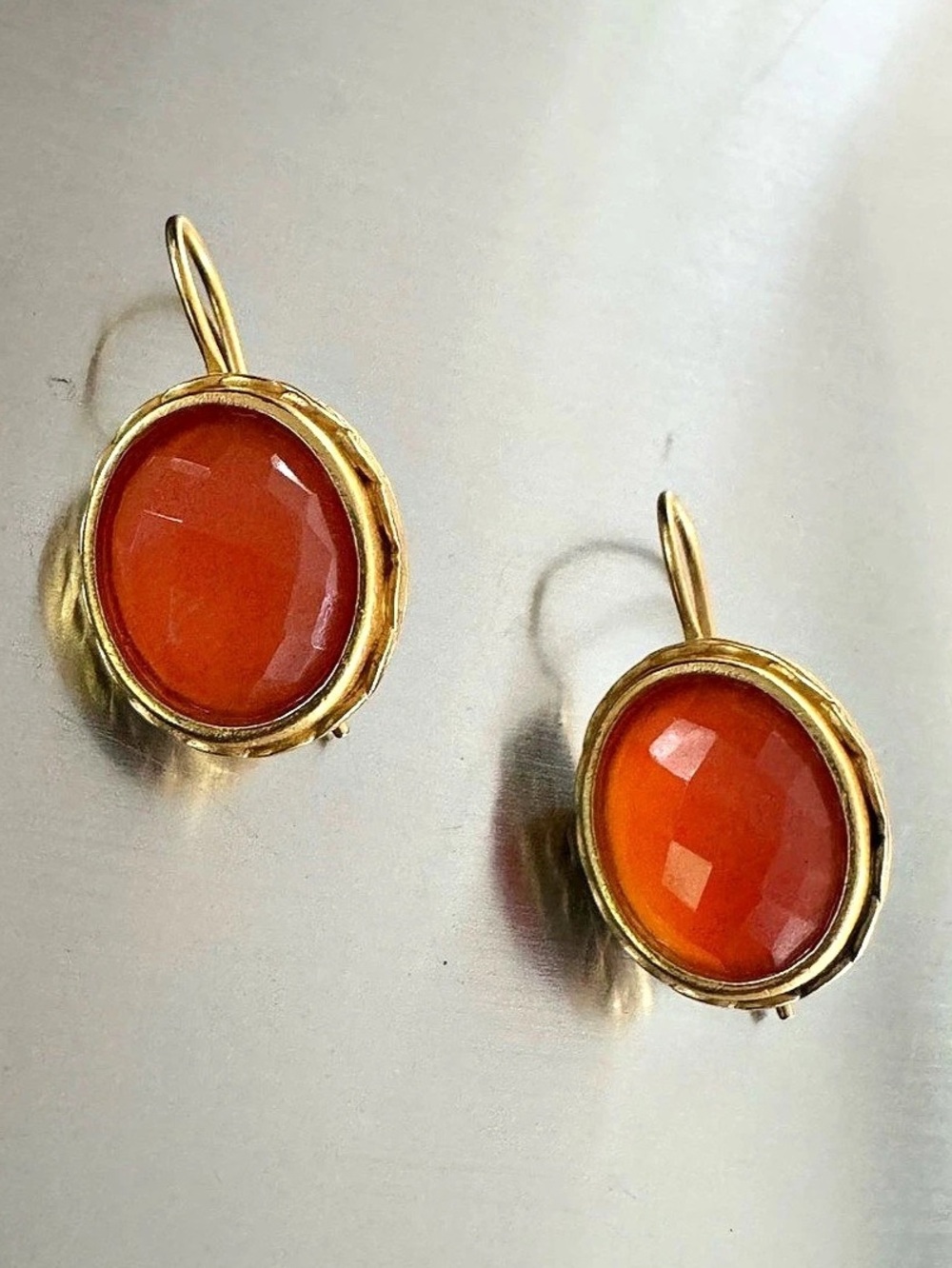 Oval Carnelian-Style Drop Earrings in Orange & Gold Like New
